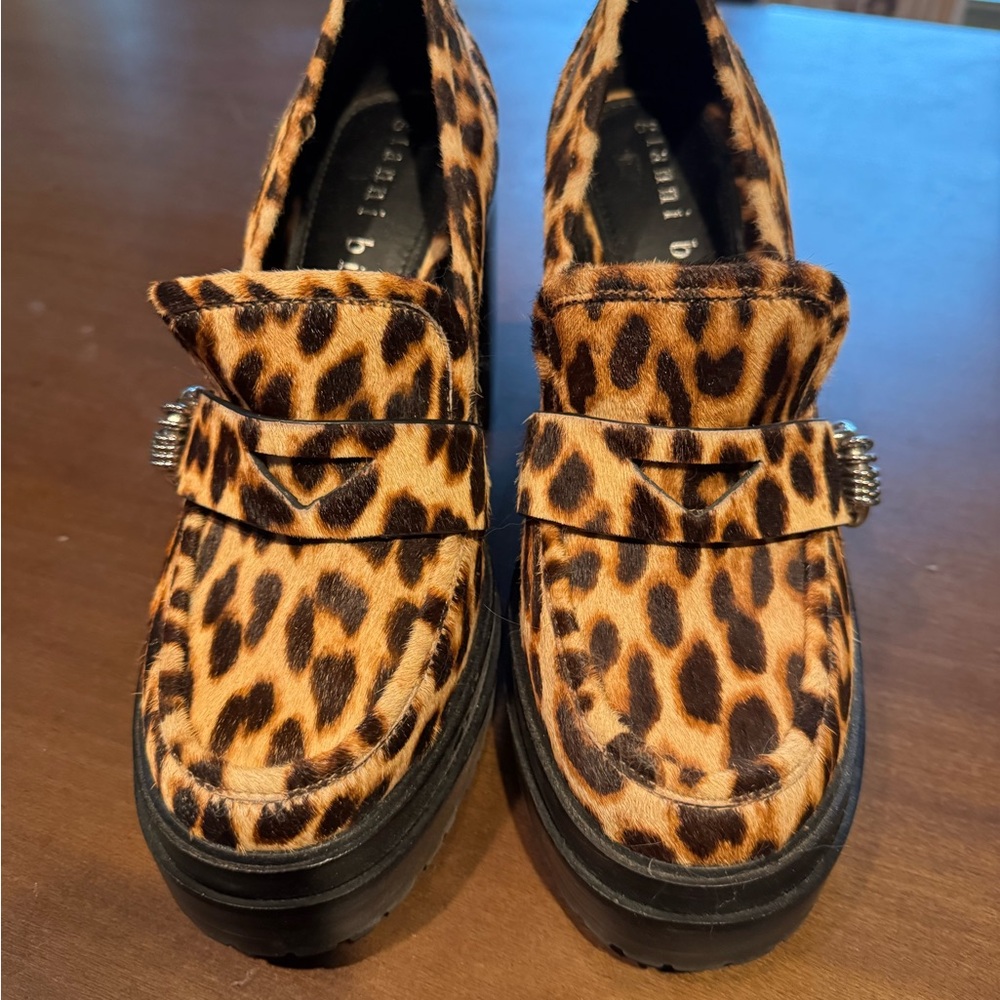Gianni Bini Dyed Calf Hair Leopard Print Women Shoes size 9.5M - Picture 8 of 10